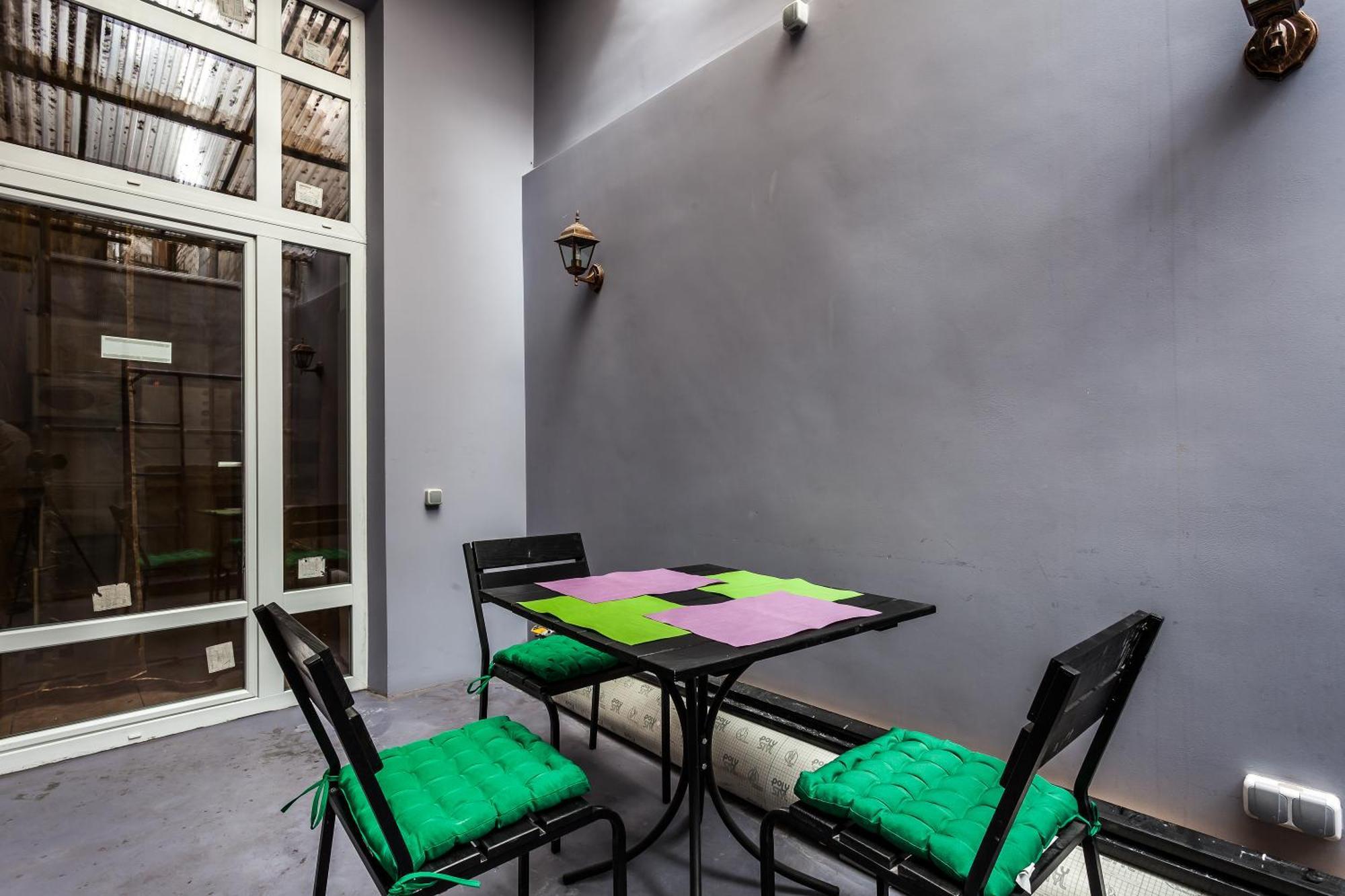 Leosphere Hostel Lviv Extérieur photo